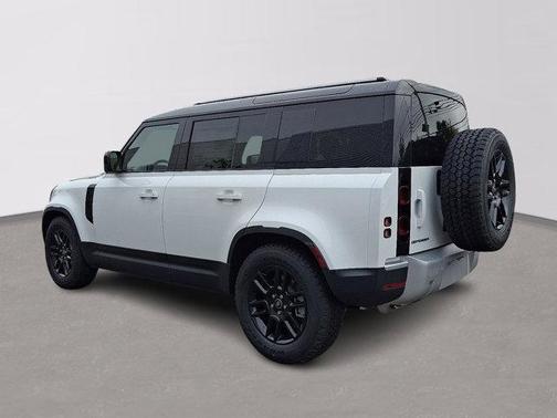 2025 Land Rover Defender P300