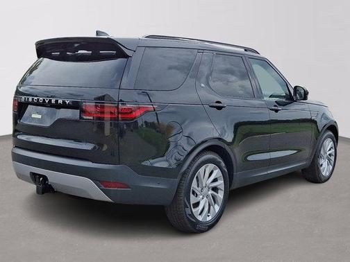 2025 Land Rover Discovery P300 S