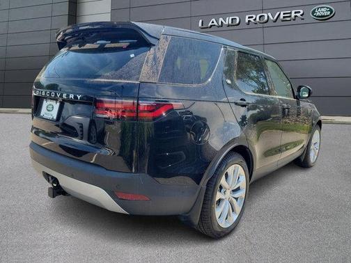 2024 Land Rover Discovery P300 S