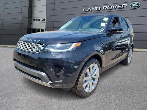 2024 Land Rover Discovery P300 S