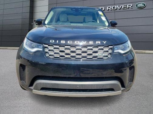 2024 Land Rover Discovery P300 S