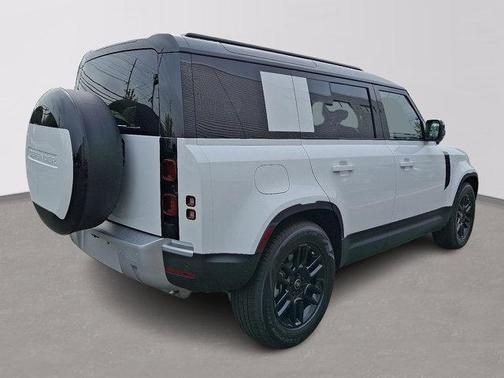 2025 Land Rover Defender P400 S