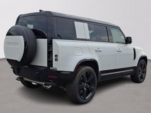2025 Land Rover Defender P525 V8