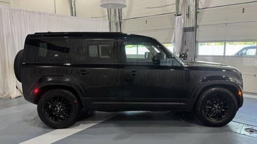 2024 Land Rover Defender P300