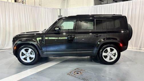 2025 Land Rover Defender P300