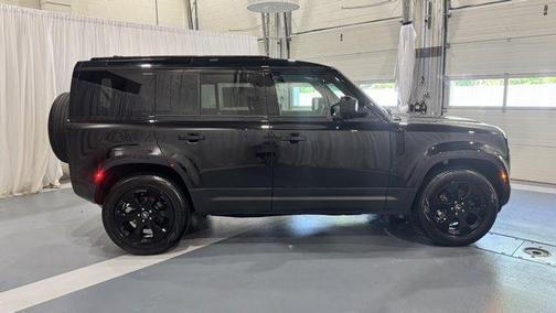 2025 Land Rover Defender P300