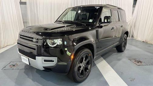 2025 Land Rover Defender P300