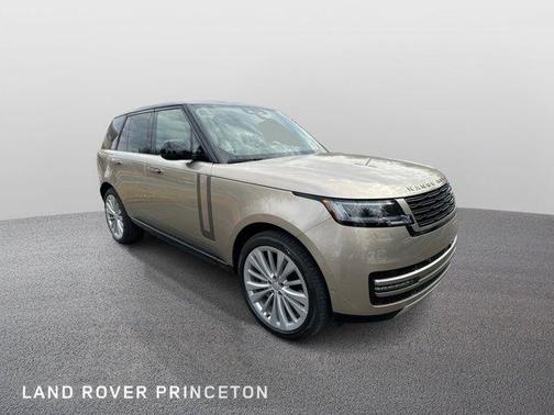 2025 Land Rover Range Rover P400 SE