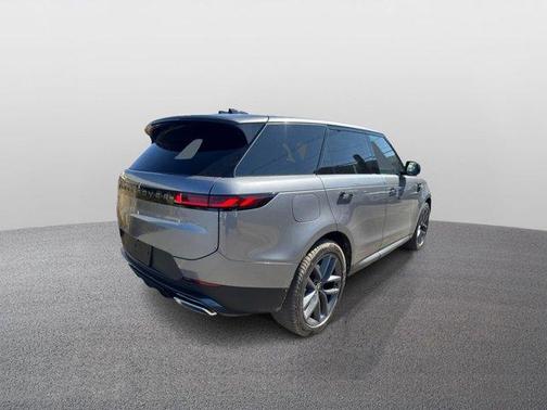 2025 Land Rover Range Rover Sport P360 SE