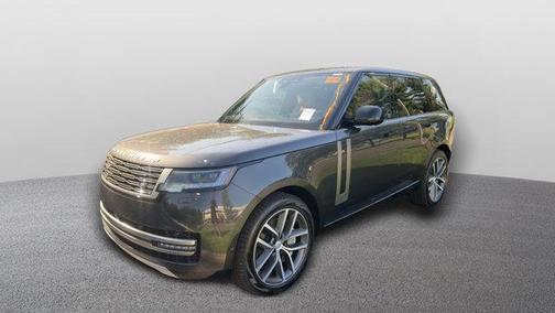 2025 Land Rover Range Rover P550e SE