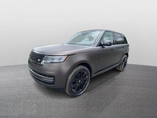 2025 Land Rover Range Rover P530 SE