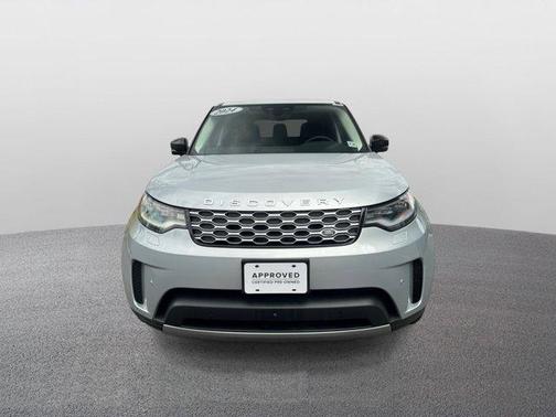 2024 Land Rover Discovery P300 S