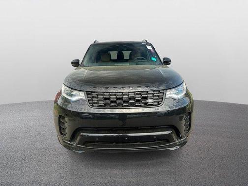 2025 Land Rover Discovery P300 Dynamic SE