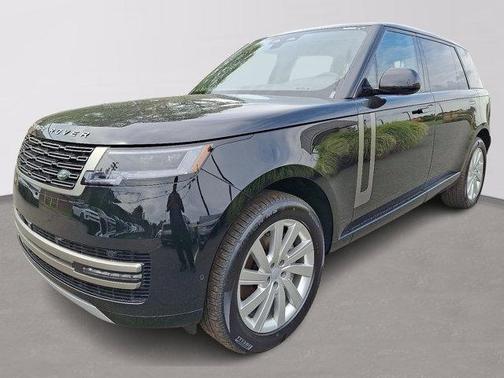 2025 Land Rover Range Rover P400 SE 7 Seat