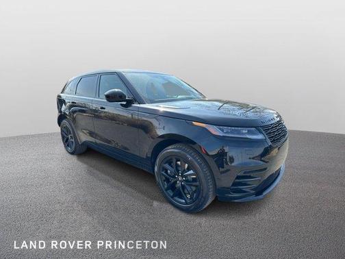 2026 Land Rover Range Rover Velar Dynamic SE