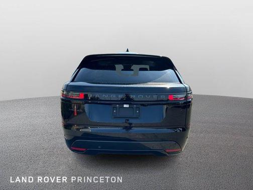 2026 Land Rover Range Rover Velar Dynamic SE