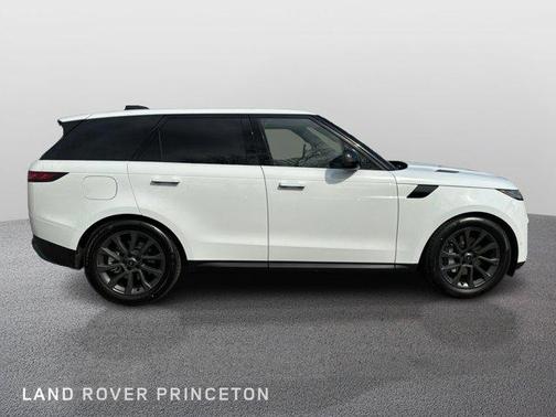 2025 Land Rover Range Rover Sport P360 S