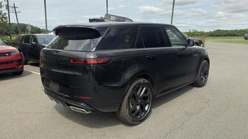 2025 Land Rover Range Rover Sport P460 Dynamic SE