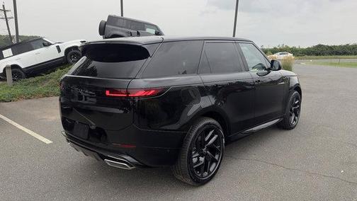 2025 Land Rover Range Rover Sport P460 Dynamic SE