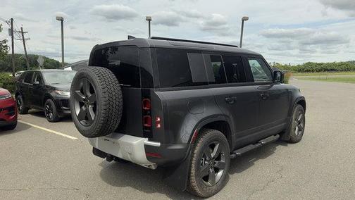 2025 Land Rover Defender P300