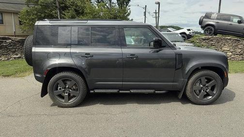 2025 Land Rover Defender P300