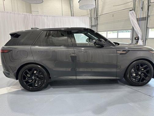 2025 Land Rover Range Rover Sport P400 Dynamic SE