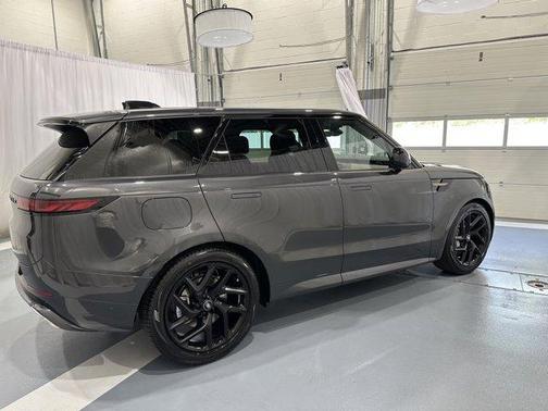 2025 Land Rover Range Rover Sport P400 Dynamic SE