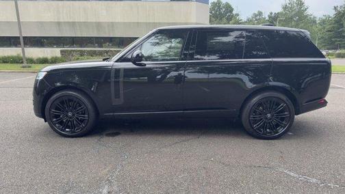 2025 Land Rover Range Rover P400 SE 7 Seat