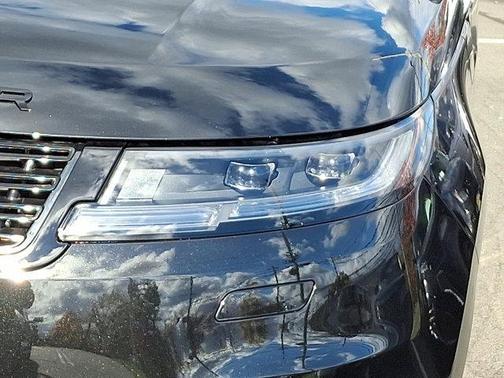 2025 Land Rover Range Rover Sport P360 SE