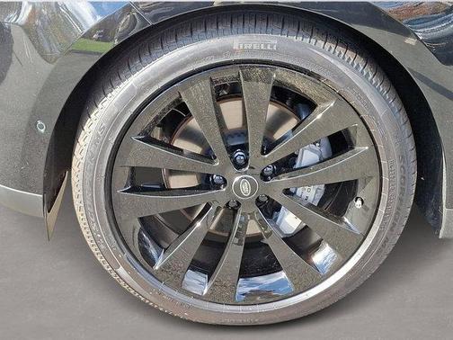 2025 Land Rover Range Rover Sport P360 SE