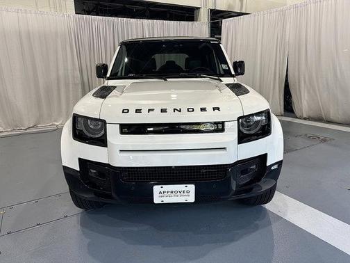 2023 Land Rover Defender 110 X-Dynamic SE