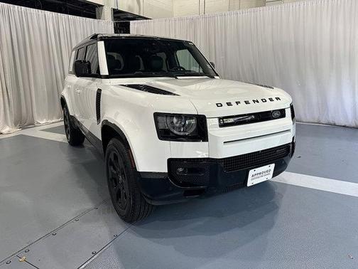 2023 Land Rover Defender 110 X-Dynamic SE