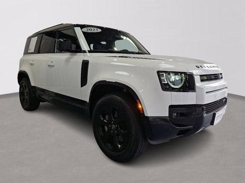 2023 Land Rover Defender 110 X-Dynamic SE