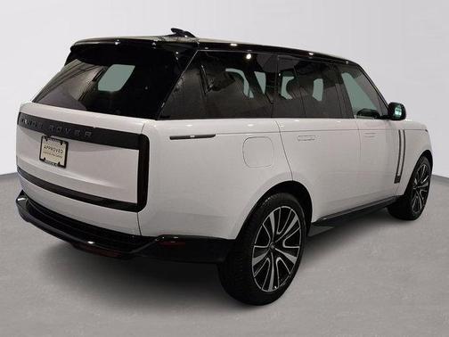 Ostuni Pearl White 2024 Land Rover Range Rover P530 SE