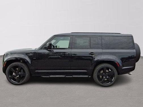 2026 Land Rover Defender 130 LIMITED