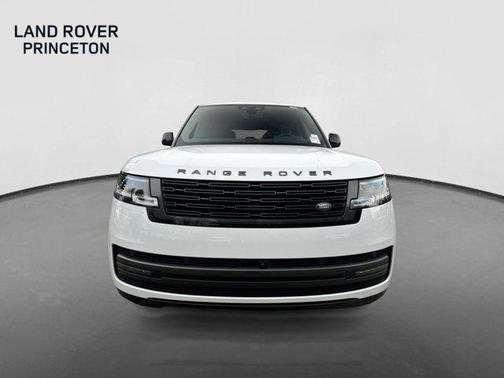 2025 Land Rover Range Rover P530 SE 7 Seat