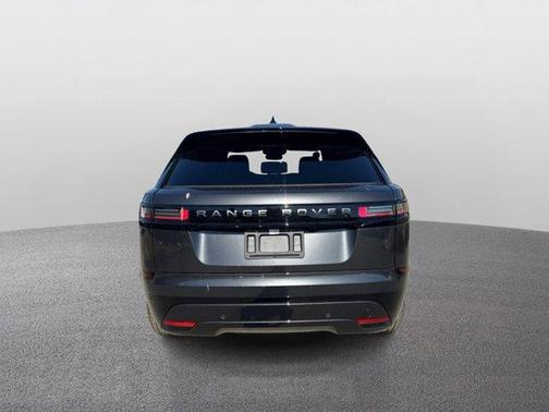 2026 Land Rover Range Rover Velar Dynamic SE
