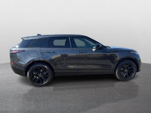 2026 Land Rover Range Rover Velar Dynamic SE