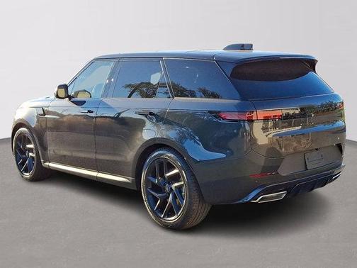 2025 Land Rover Range Rover Sport P360 SE