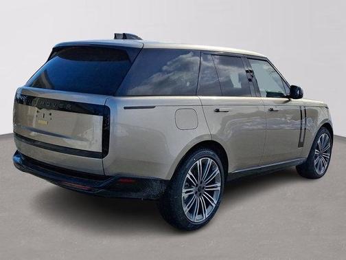 2026 Land Rover Range Rover P400 SE