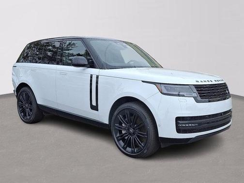 2025 Land Rover Range Rover P530 SE