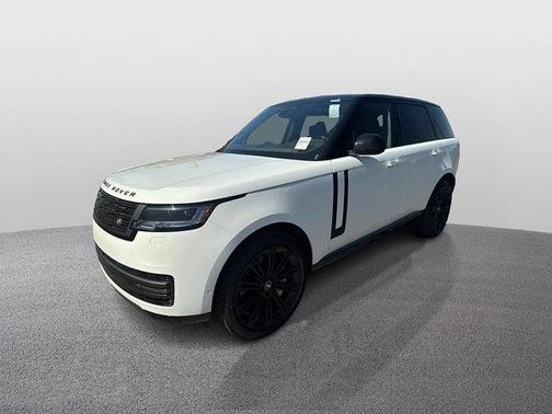 2025 Land Rover Range Rover P530 SE