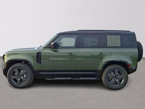 2026 Land Rover Defender 110 X-Dynamic SE