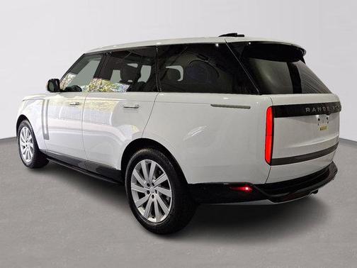 2024 Land Rover Range Rover P400 SE