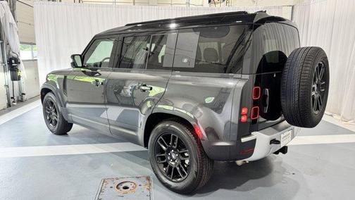 2024 Land Rover Defender P300