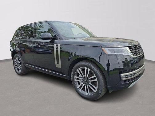2025 Land Rover Range Rover P530 SE
