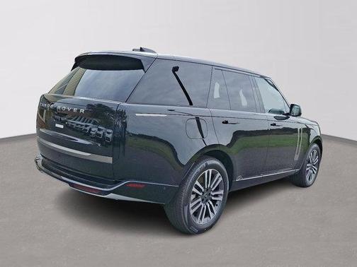 2025 Land Rover Range Rover P530 SE
