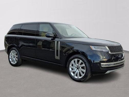 2026 Land Rover Range Rover P400 SE 7 Seat