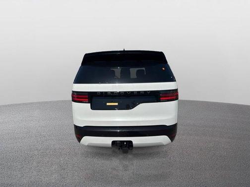2025 Land Rover Discovery P300 Dynamic SE