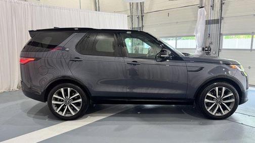 2025 Land Rover Discovery P360 Dynamic SE